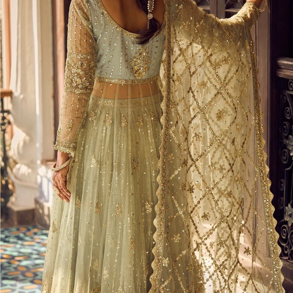 Lashkaraa “Light Mint Embroidered Anarkali Style Lehenga” size S - Picture 7 of 10